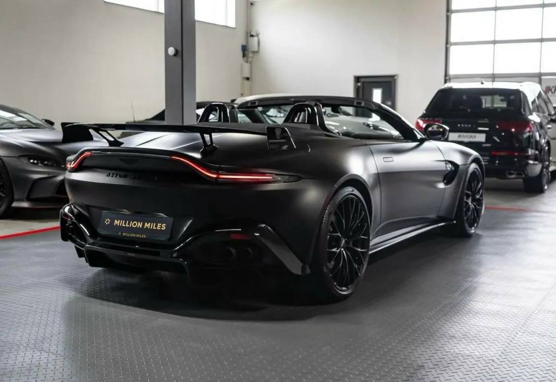 Aston Martin V8 Vantage, Iv 2024 фото 7