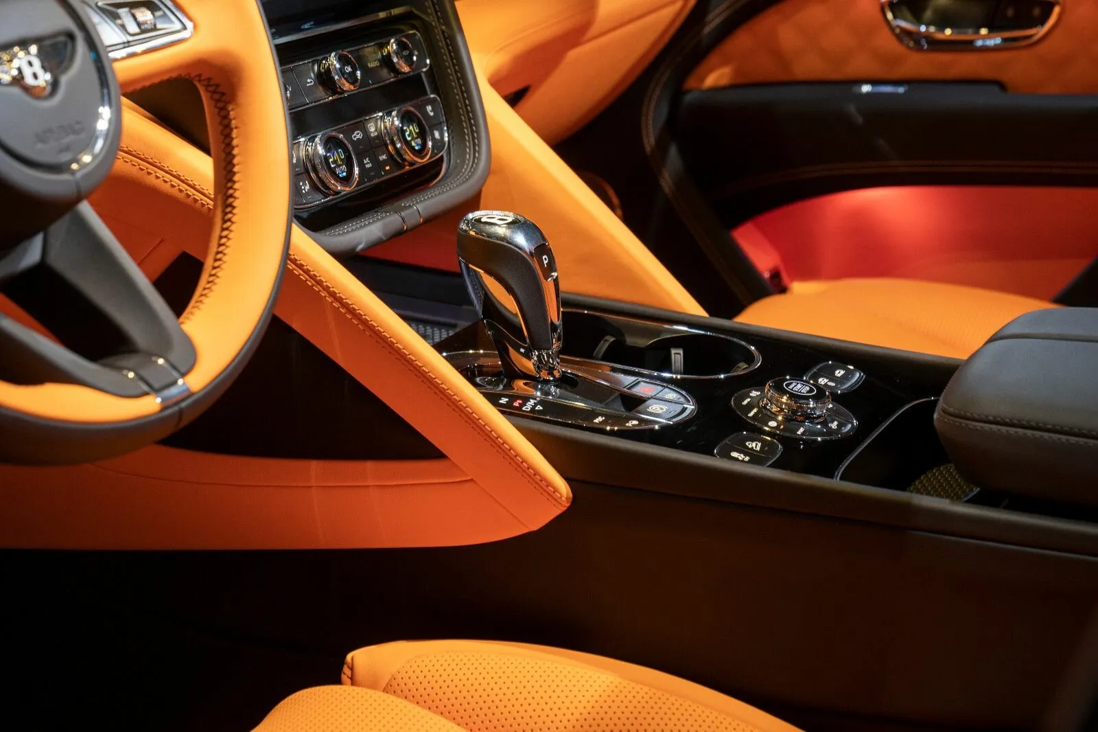 Bentley Bentayga, I Рестайлинг 2024 фото 9