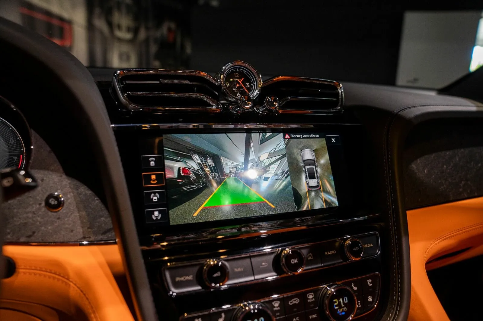 Bentley Bentayga, I Рестайлинг 2024 фото 10