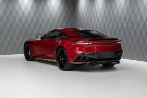 Aston Martin Dbs, Iii 2023 — миниатюра 10