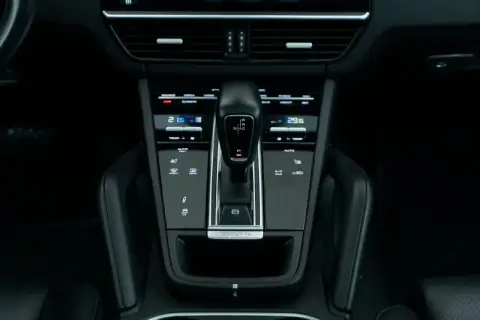 Porsche Cayenne Coupé, Iii 2020 — миниатюра 1