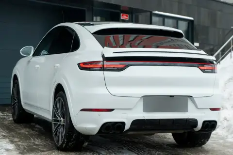 Porsche Cayenne Coupé, Iii 2020 — миниатюра 5