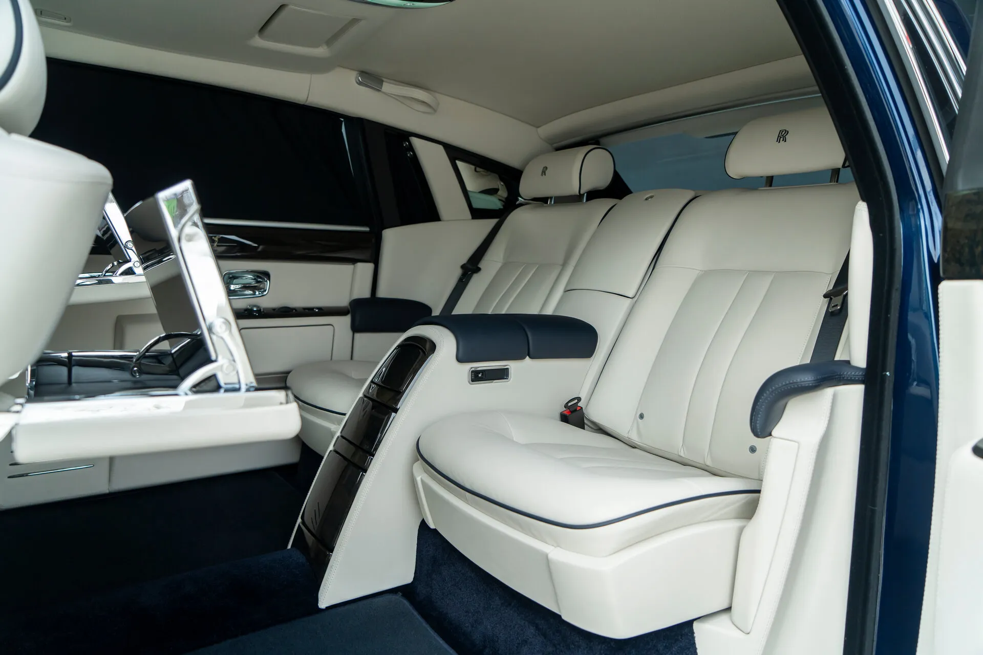 Rolls-Royce Phantom, Vii Рестайлинг (Series Ii) 2014 фото 9