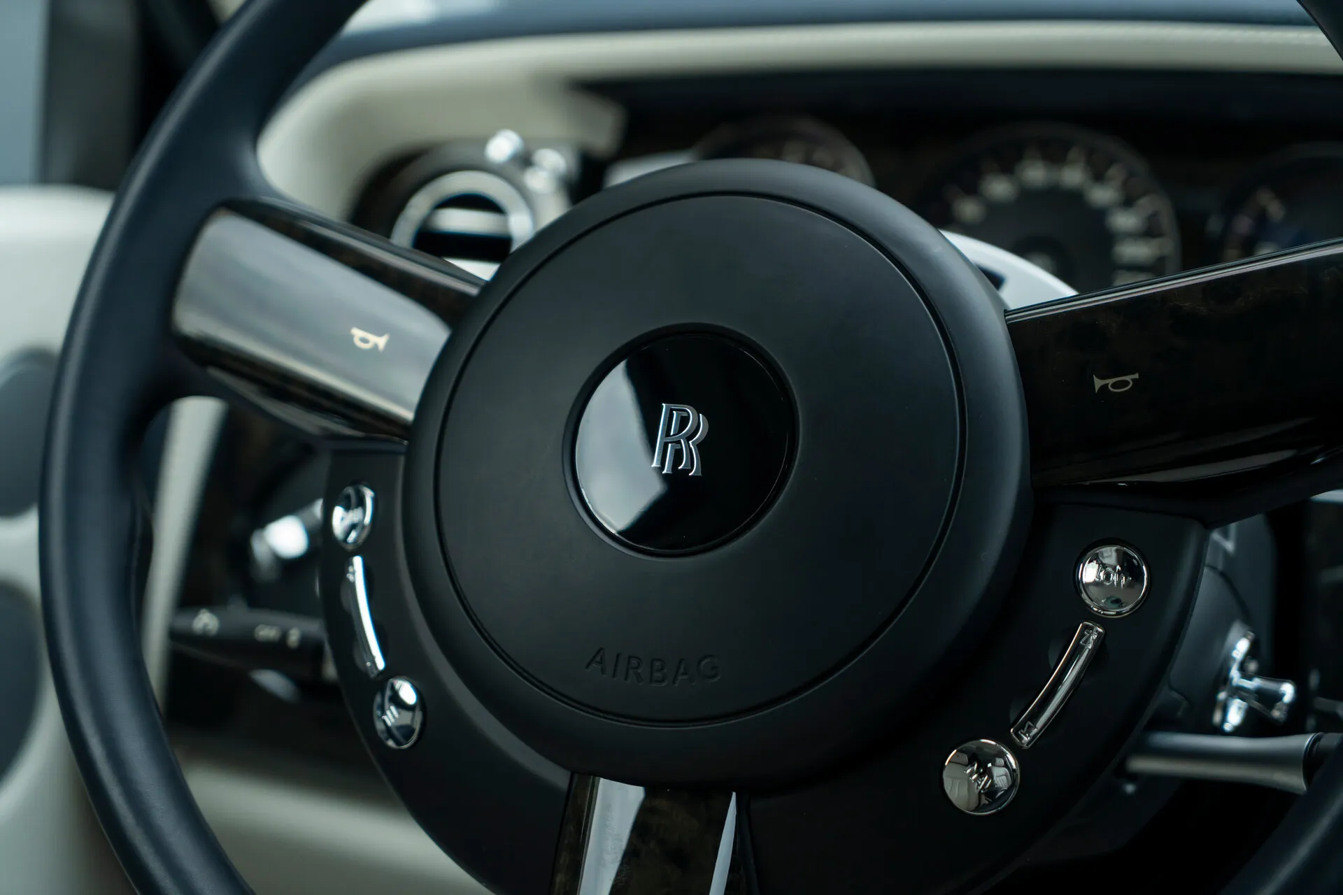 Rolls-Royce Phantom, Vii Рестайлинг (Series Ii) 2014 фото 10