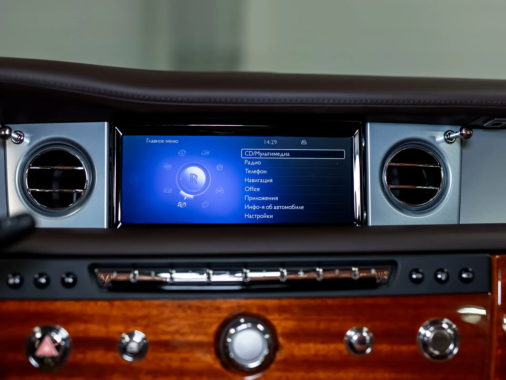 Rolls-Royce Phantom, Vii Рестайлинг (Series Ii) 2013 фото 10