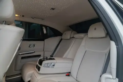 Rolls-Royce Ghost, Ii 2024 — миниатюра 9