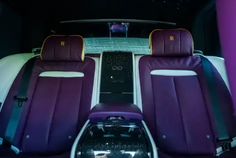 Rolls-Royce Cullinan, I 2023 — миниатюра 1
