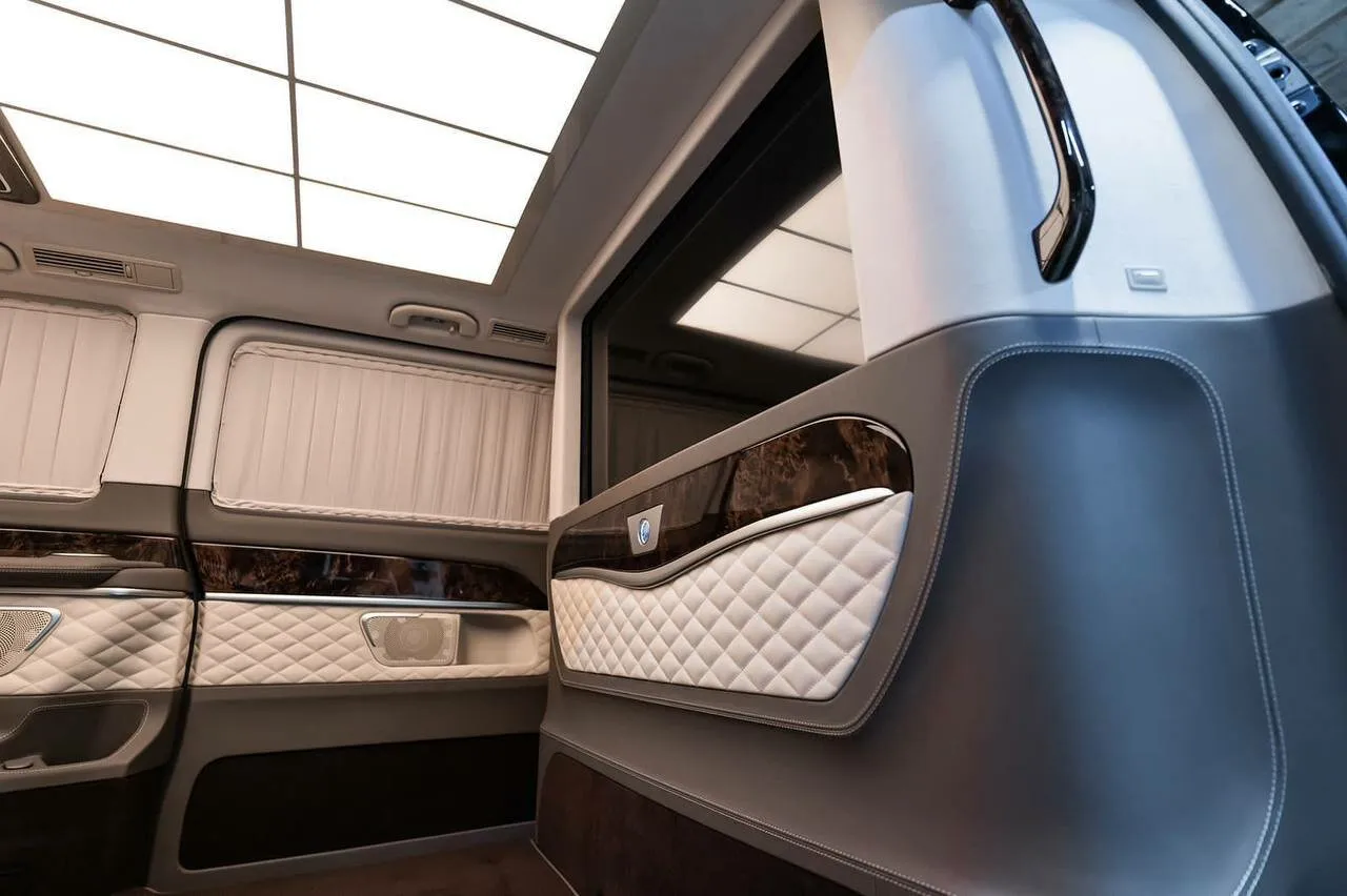 Mercedes-Benz V-Класс 300, Iii (W447) Рестайлинг 2022 фото 8