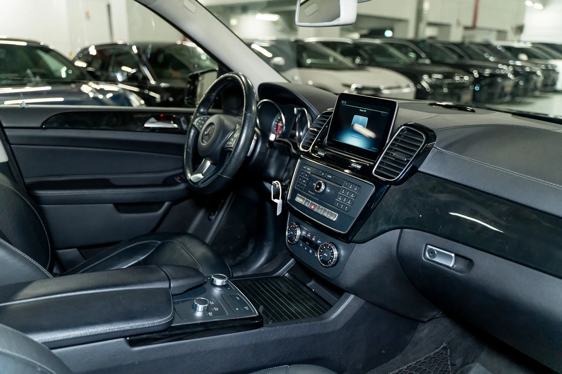 Mercedes-Benz GLS-Класс 350, I (X166) 2018 фото 3