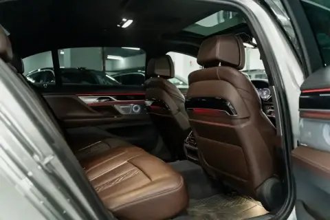 BMW 7 Серии, Vi (G11/G12) Рестайлинг 2019 — миниатюра 9