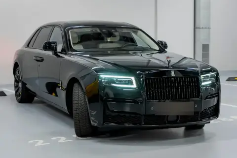 Rolls-Royce Ghost Ewb, Ii 2021 — миниатюра 3