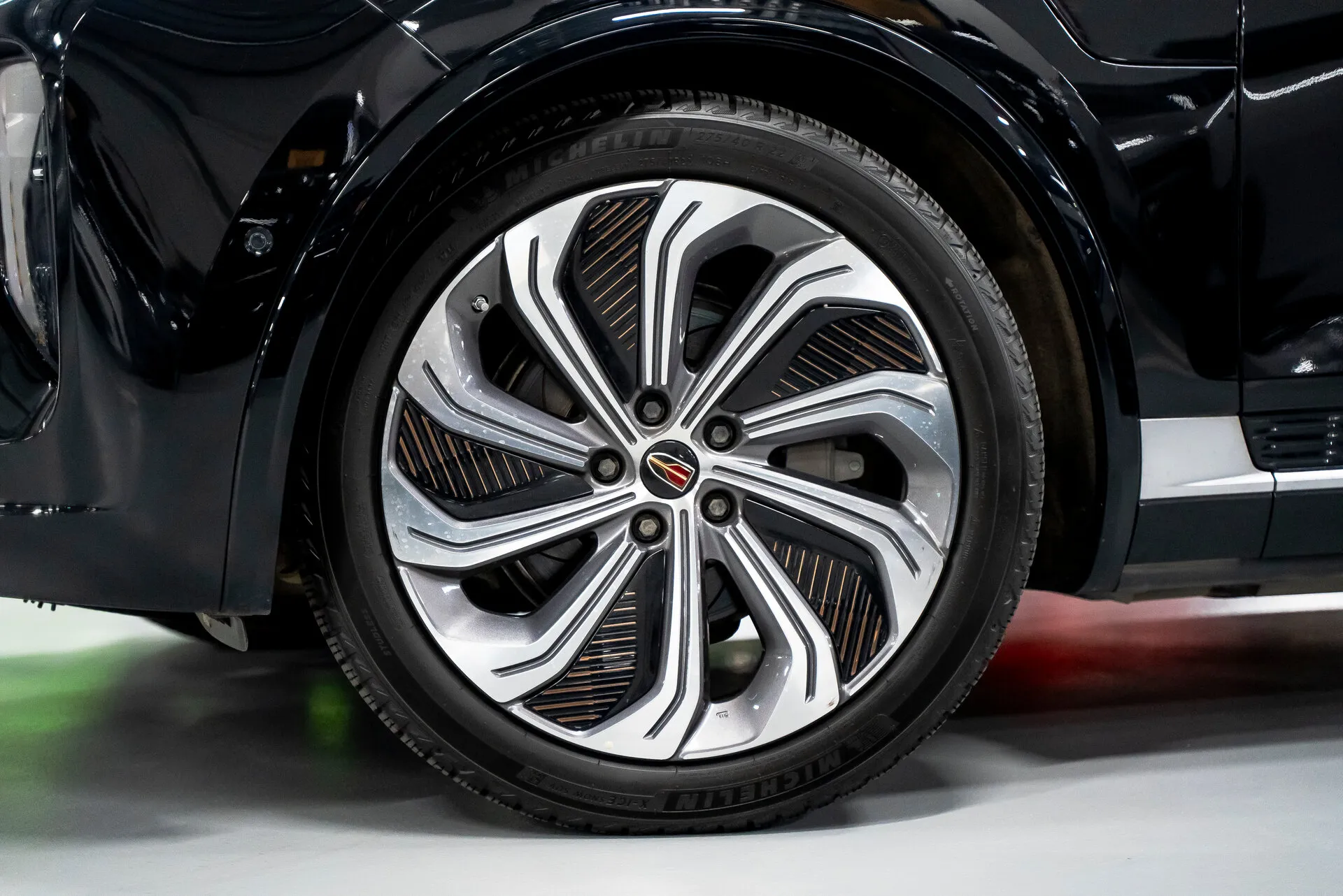 Hongqi E-Hs9, I 2023 фото 9