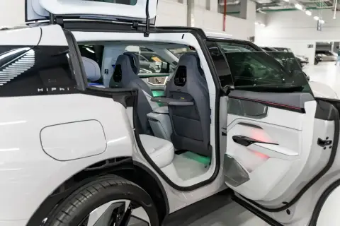 HiPhi Y, I 2023 — миниатюра 5