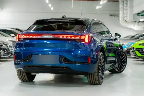 Zeekr 001, I 2023 — миниатюра 1