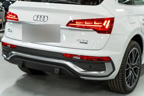 Audi Q5 Sportback, I (Fy) 2023 — миниатюра 3
