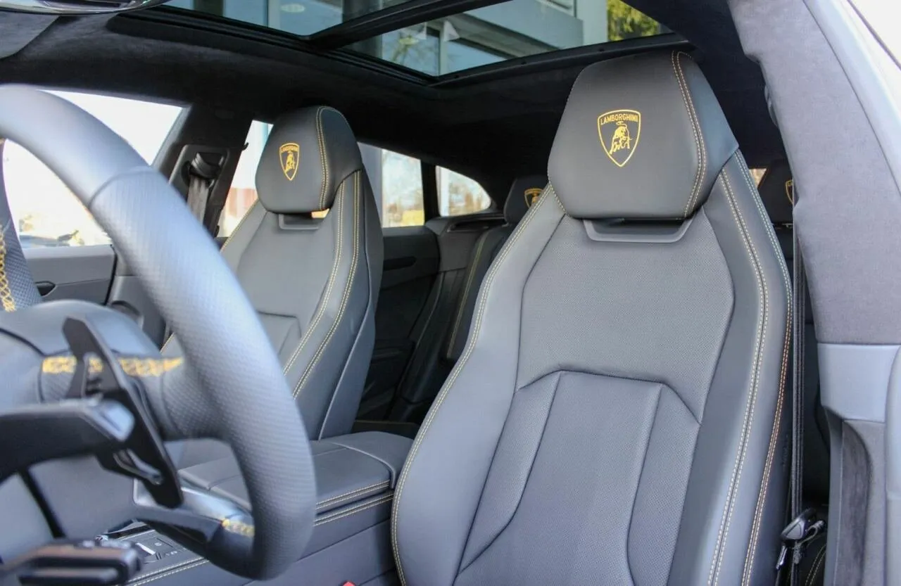 Lamborghini Urus, I 2021 фото 8