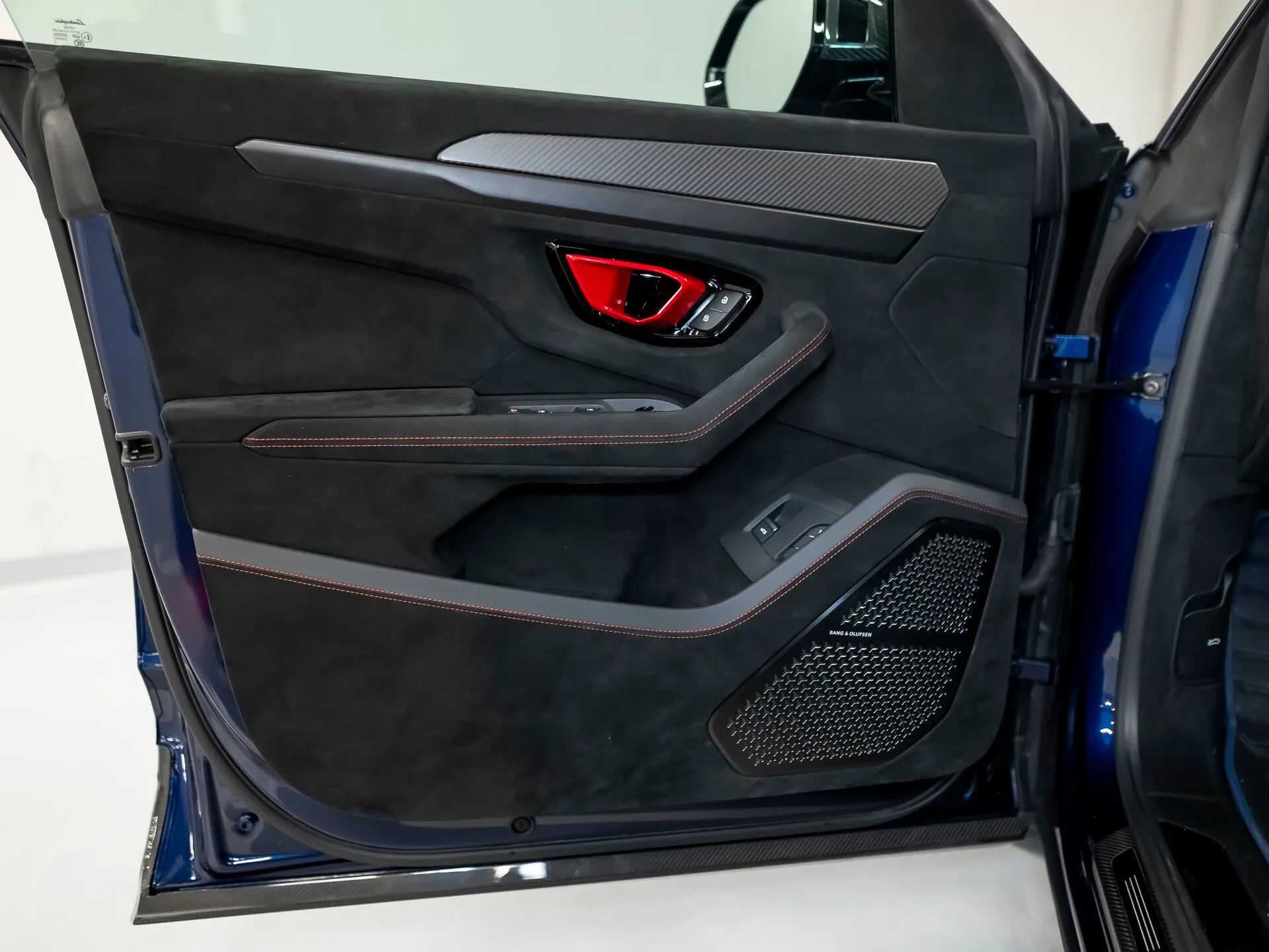 Lamborghini Urus, I Рестайлинг 2023 фото 4