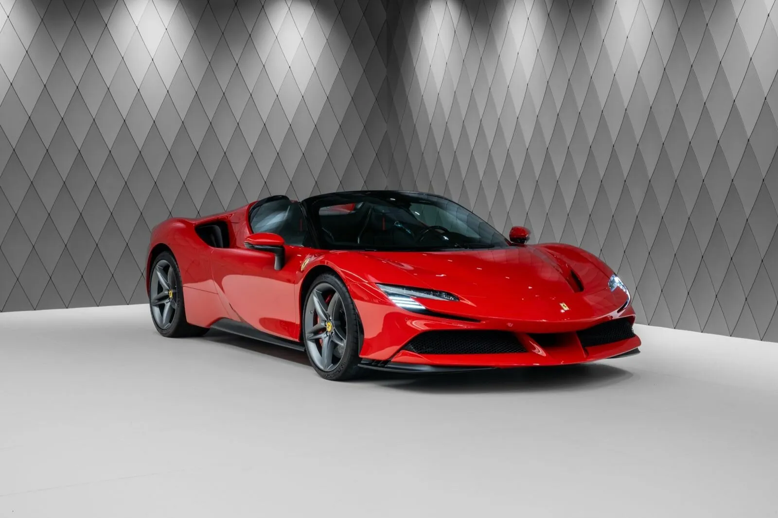 Ferrari SF90 Stradale Spider, I 2025 фото 4