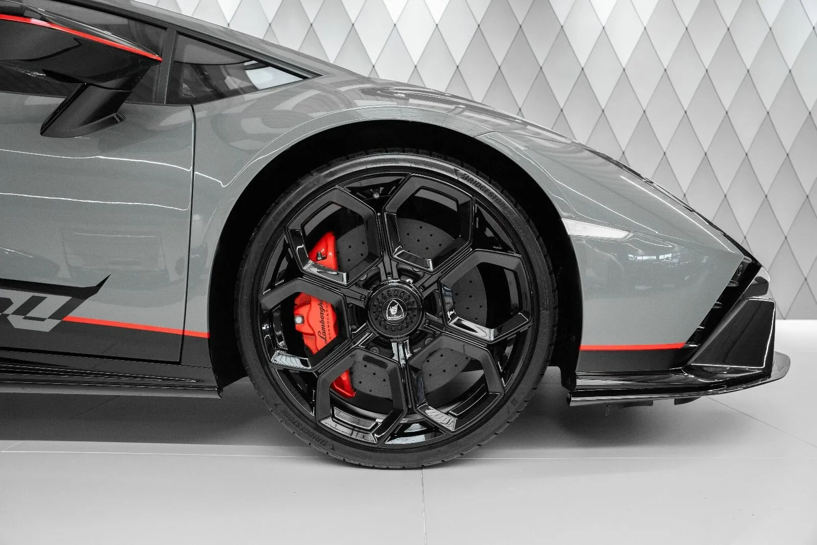 Lamborghini Huracán, I Рестайлинг 2024 фото 3