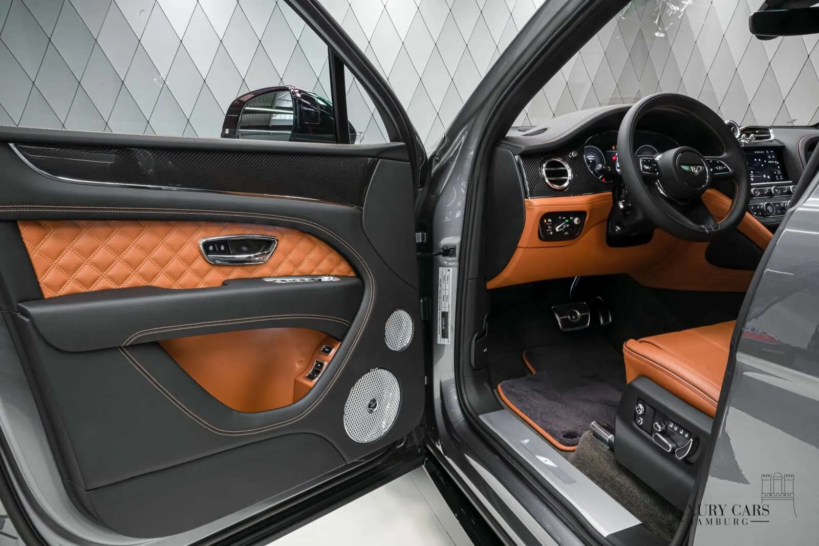 Bentley Bentayga, I Рестайлинг 2025 фото 2