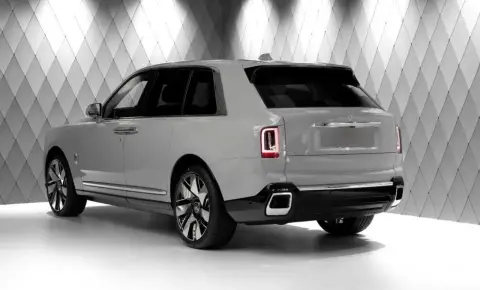 Rolls-Royce Cullinan, I Рестайлинг 2025 — миниатюра 1
