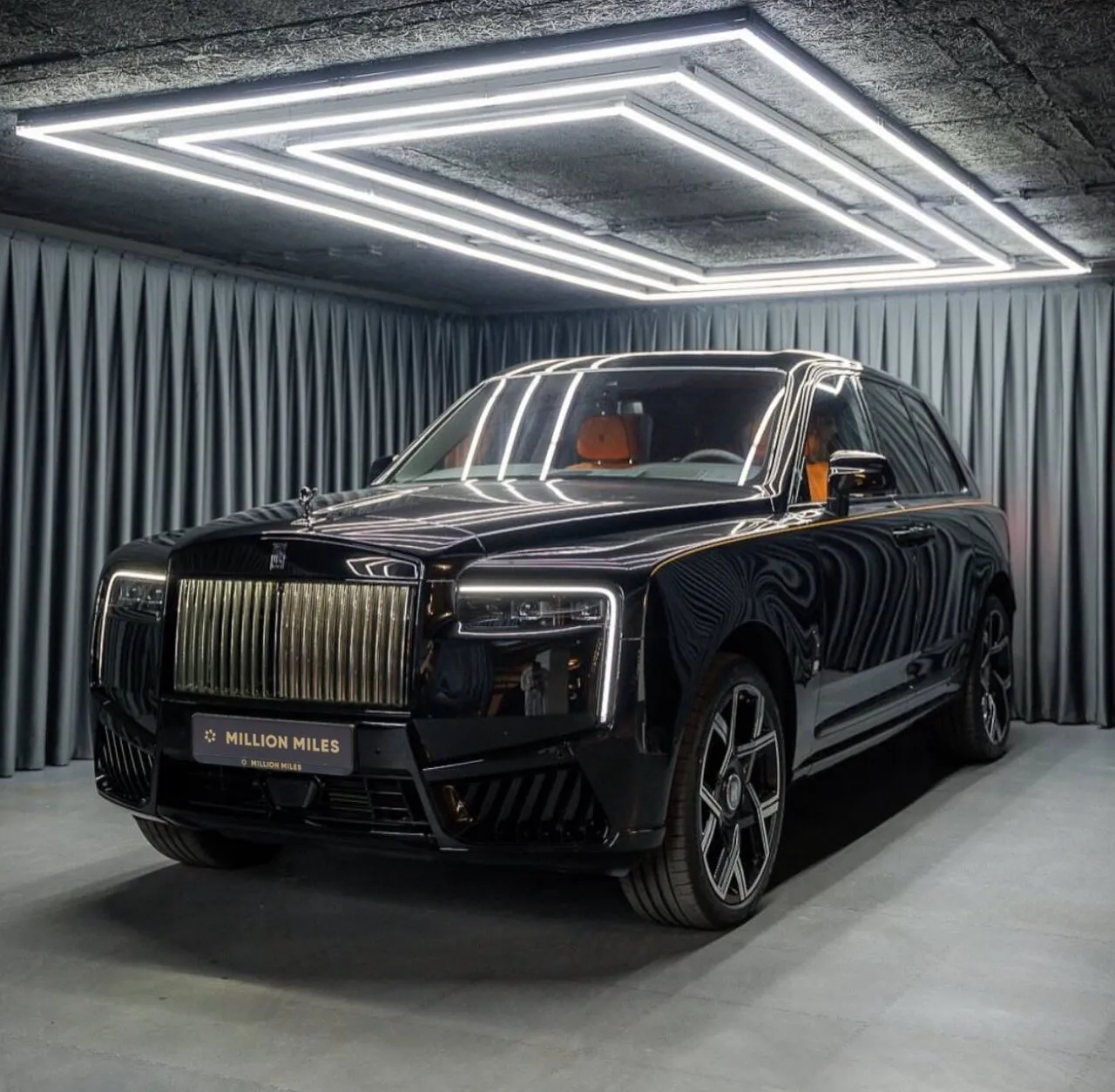 Rolls-Royce Cullinan, I Рестайлинг 2025 фото 10