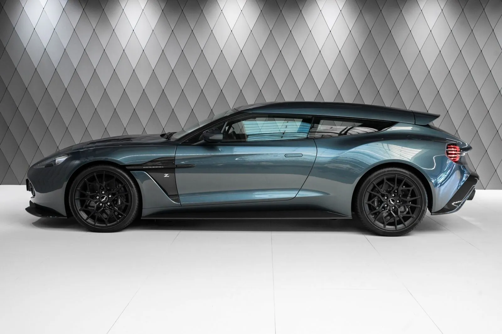Aston Martin Vanquish, Ii 2018
