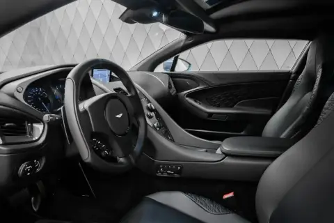 Aston Martin Vanquish, Ii 2018 — миниатюра 9