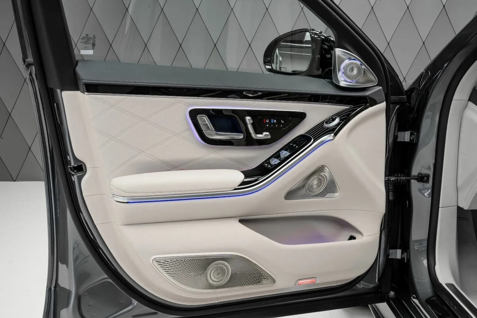Mercedes-Benz S-Класс AMG 63 AMG Long, Iv (W223) 2025 фото 4