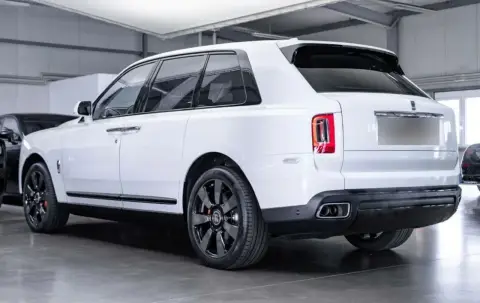 Rolls-Royce Cullinan, I 2024 — миниатюра 7