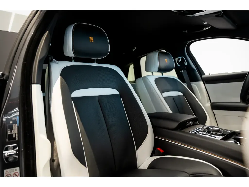 Rolls-Royce Ghost Black Badge, Ii 2024 фото 3