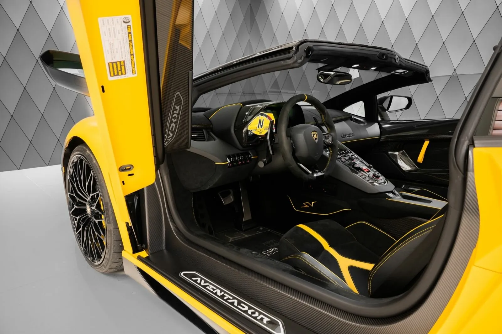 Lamborghini Aventador, I Рестайлинг 2024 фото 3