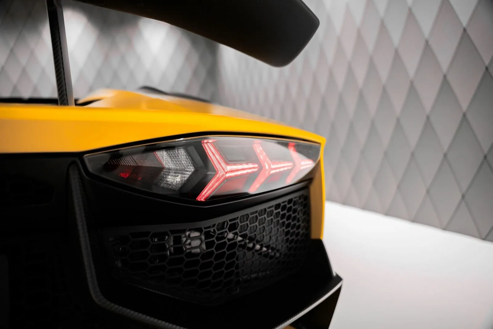 Lamborghini Aventador, I Рестайлинг 2024 фото 5