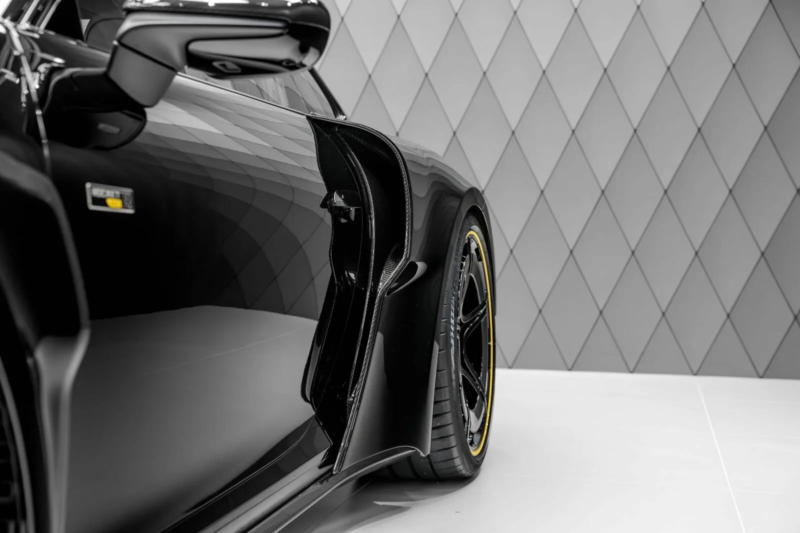 Porsche 911 Turbo S, Viii (992) 2024 фото 3