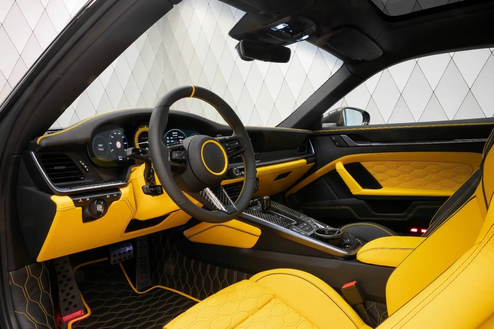 Porsche 911 Turbo S, Viii (992) 2024 фото 6