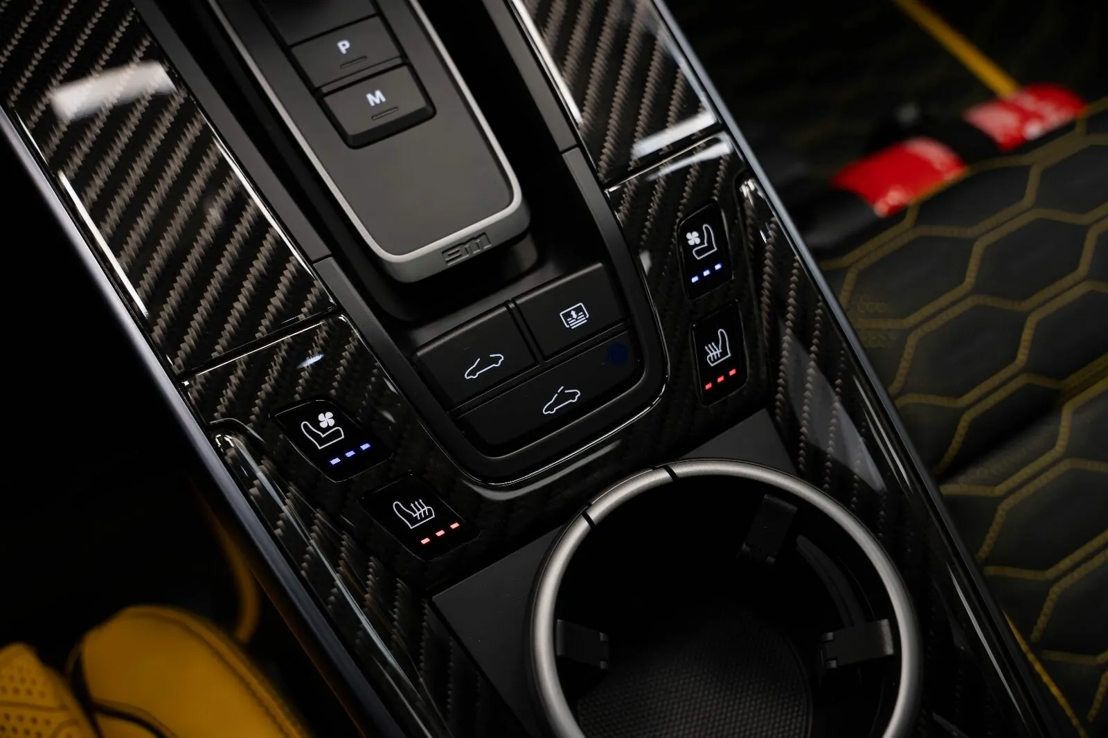 Porsche 911 Turbo S, Viii (992) 2024 фото 10