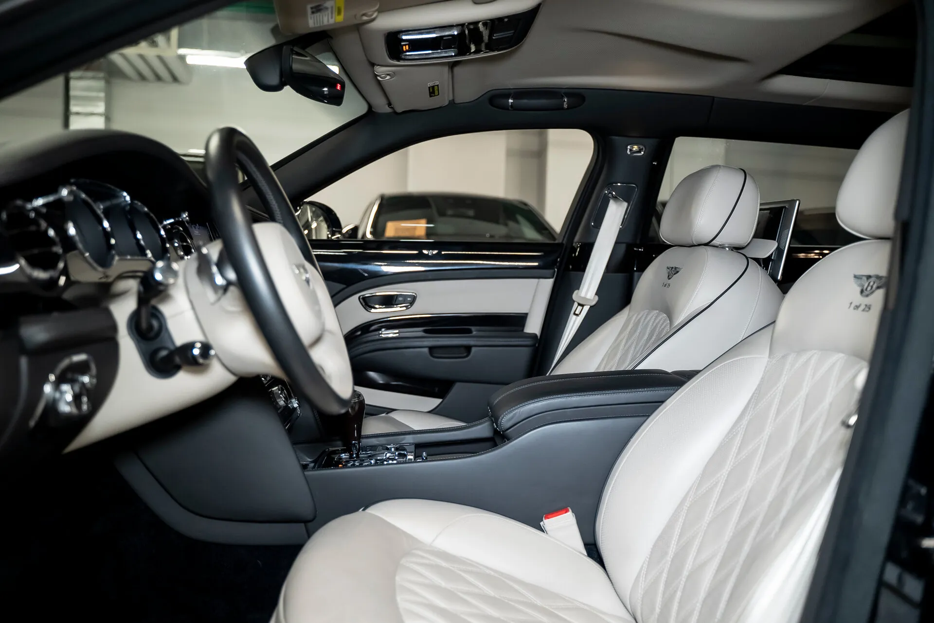 Bentley Mulsanne, Ii Рестайлинг 2017 фото 9