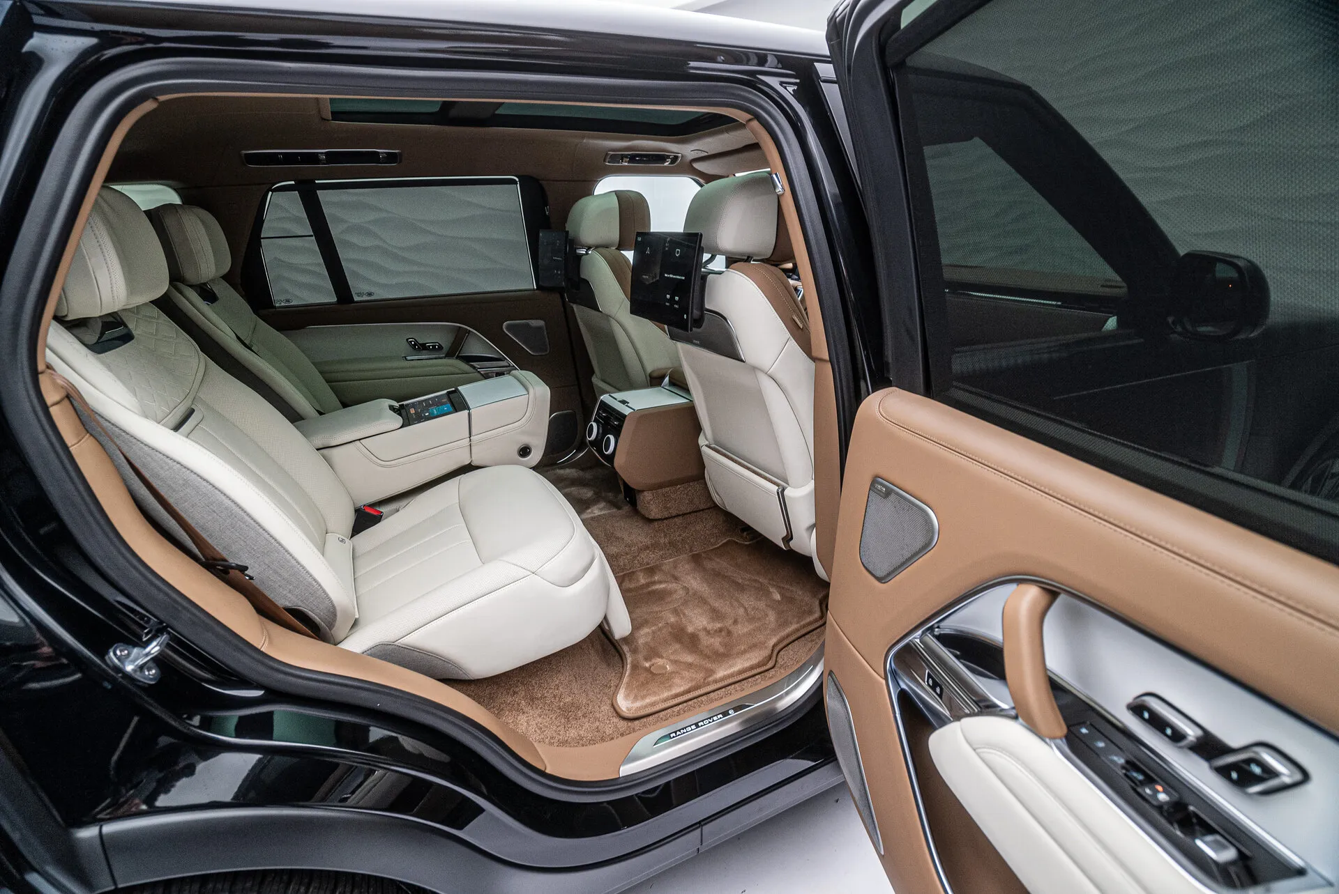 Land Rover Range Rover Long, V 2025