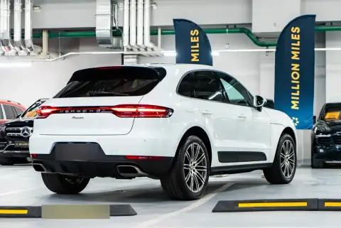 Porsche Macan, I Рестайлинг 2021 — миниатюра 1