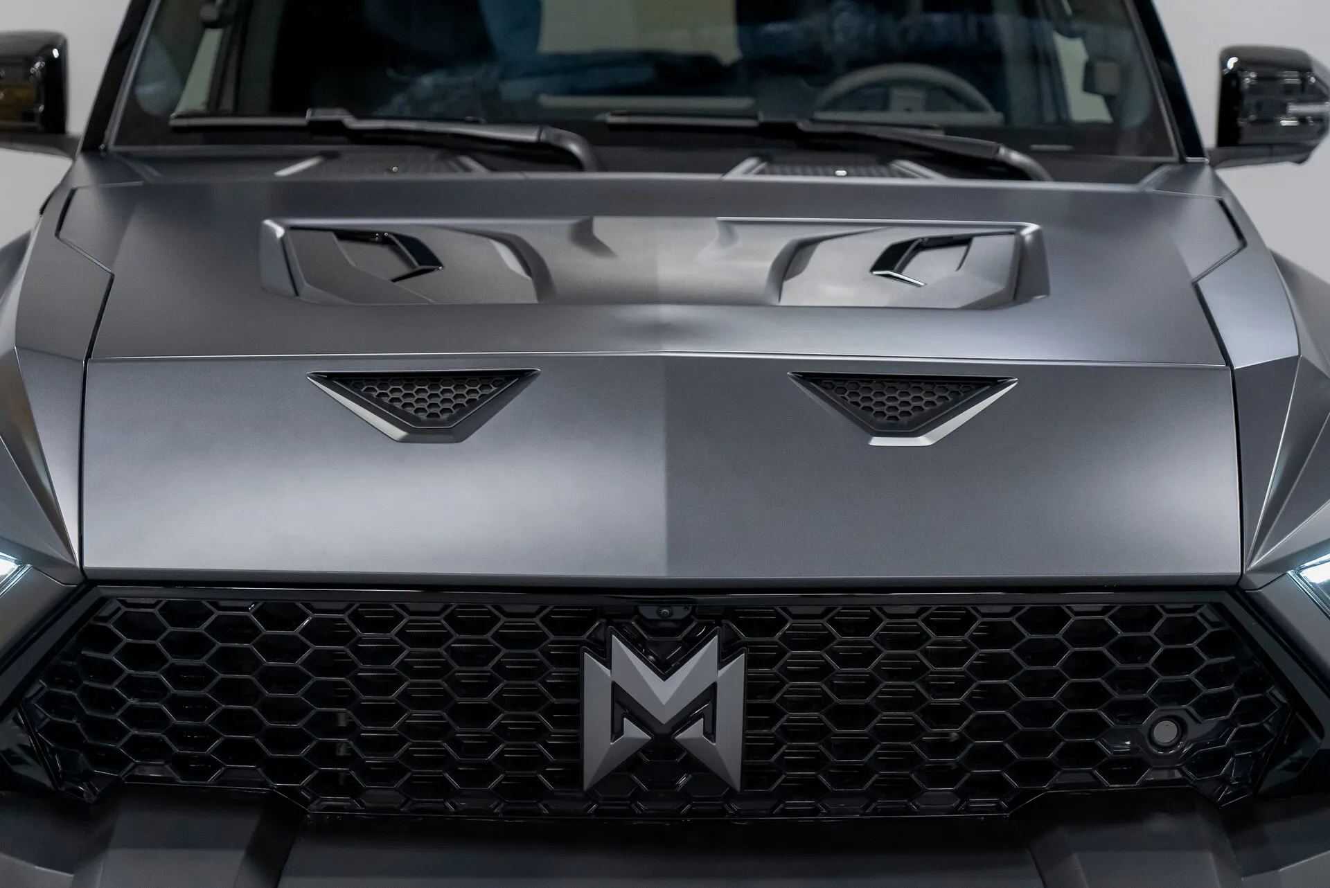 M-Hero I, I 2023 фото 7