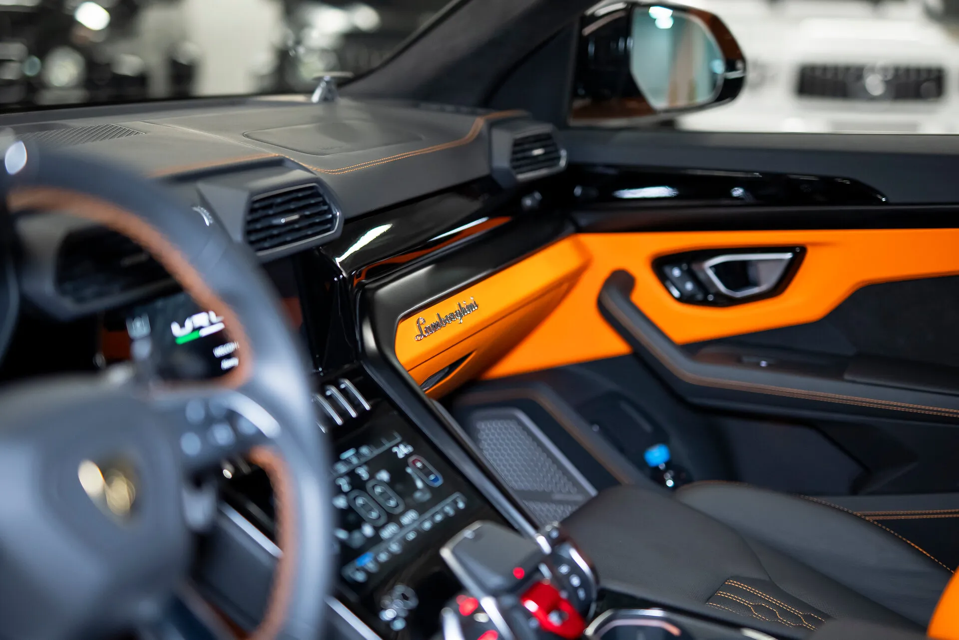 Lamborghini Urus, I Рестайлинг 2023 фото 5