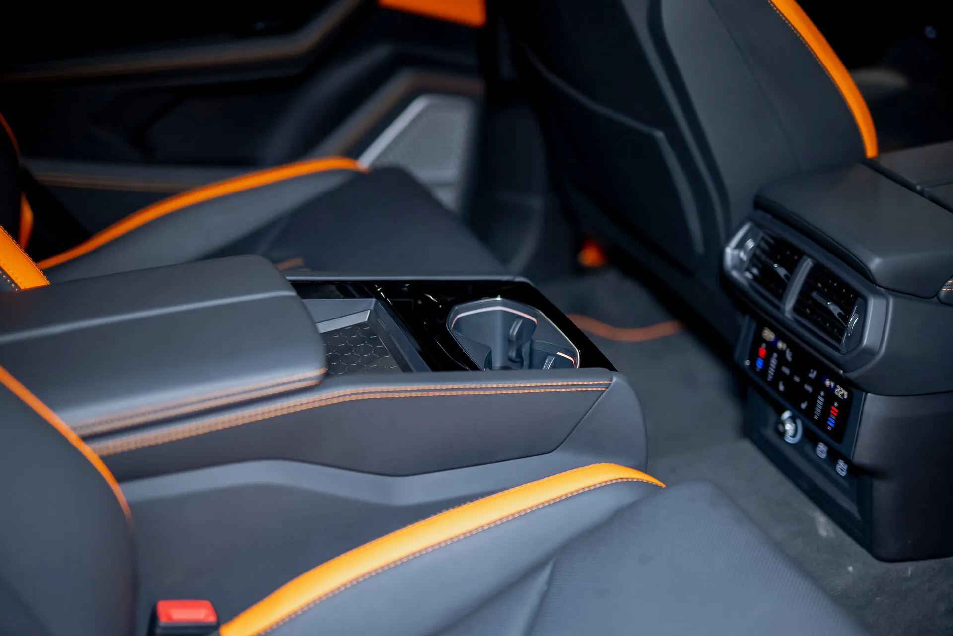 Lamborghini Urus, I Рестайлинг 2023 фото 6