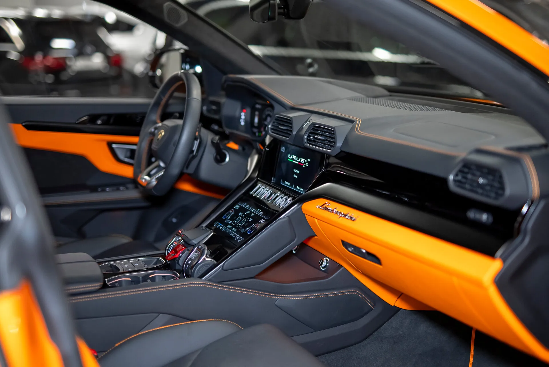 Lamborghini Urus, I Рестайлинг 2023 фото 9