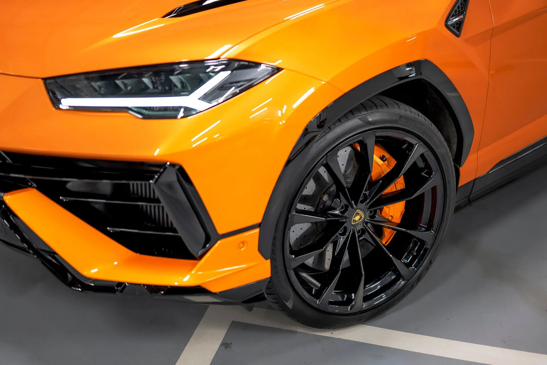 Lamborghini Urus, I Рестайлинг 2023 фото 10