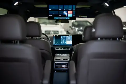 Li Auto L9, I 2023 — миниатюра 1