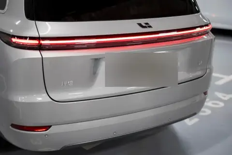 Li Auto L9, I 2023 — миниатюра 2
