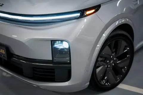 Li Auto L9, I 2023 — миниатюра 3