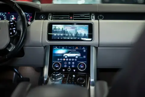 Land Rover Range Rover, Iv Рестайлинг 2020 — миниатюра 3