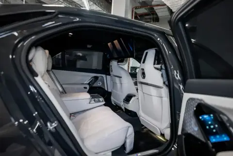 BMW 7 Серия 740, Vii (G70) 2023 — миниатюра 2