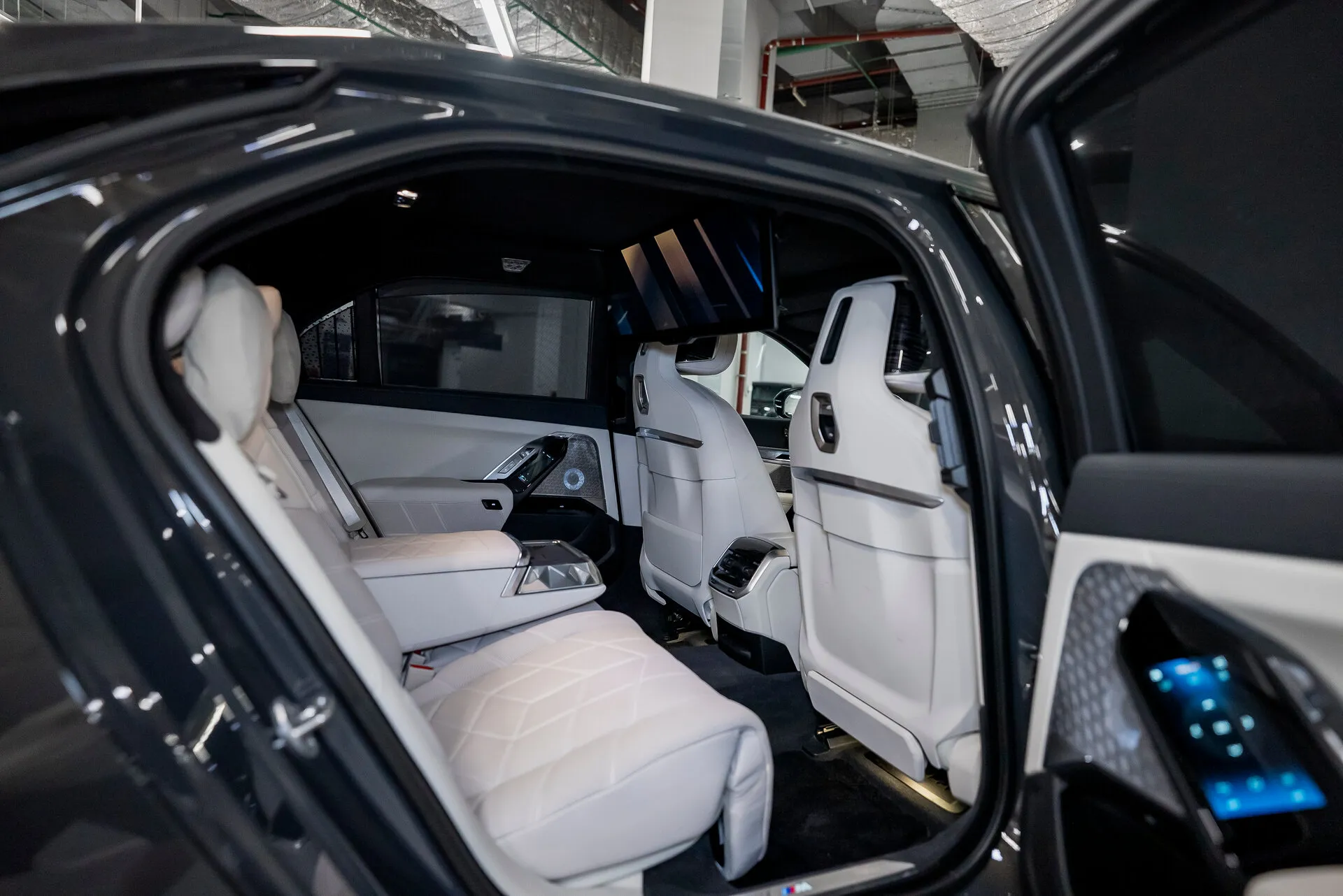 BMW 7 Серия 740, Vii (G70) 2023 фото 2